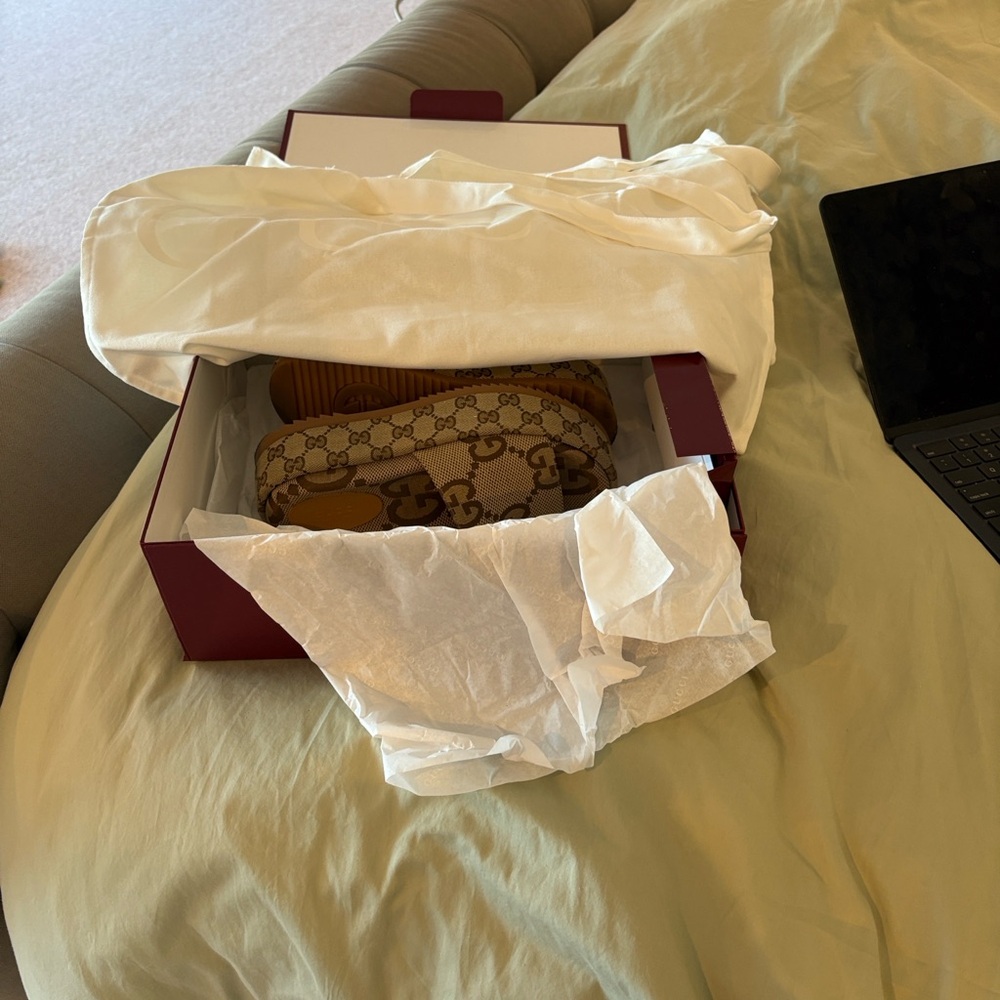 Gucci Beige and Brown platform GG Pattern Slides-worn once! Comes with bag/box - Picture 14 of 14